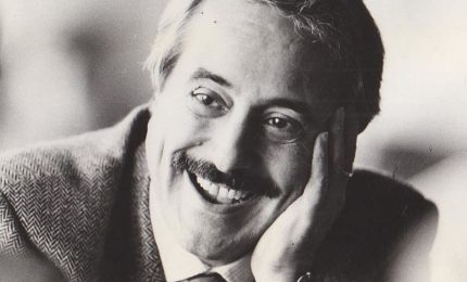 Giovanni Falcone, 34 anni fa la strage di Capaci. La sorella Maria: &ldquo;L&rsquo;amore diffuso di questi anni mi ha aiutato&rdquo; / Video