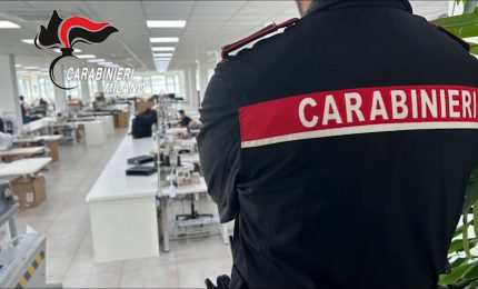 Controlli anti caporalato nel Milanese,chiusa azienda tessile a Pero e 2 denunce