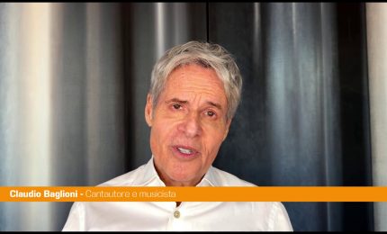 Claudio Baglioni rinvia il suo Tour al 2027 "Decisione dolorosa"