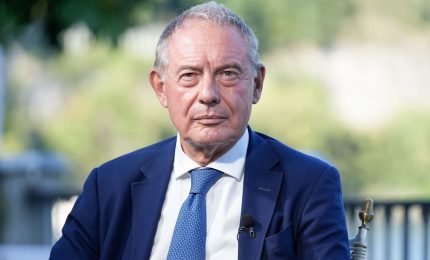 Urso &ldquo;Sicilia pienamente inserita nella filiera aerospaziale italiana&rdquo;