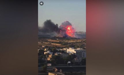Malta, tre esplosioni in una fabbrica di fuochi d'artificio: nessun ferito