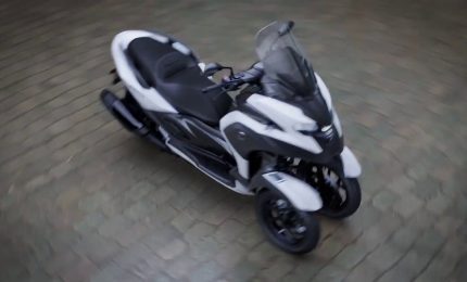 Yamaha Tricity 300, debutta l&rsquo;airbag integrato