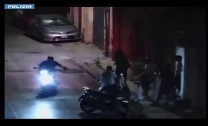 Polizia sgomina gang giovanile ad Avola, sequestrate armi da guerra