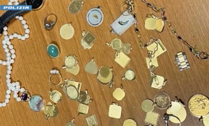 Truffe ad anziani in tutta Italia, sei arresti nel Napoletano