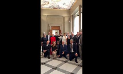 2 giugno, Mattarella saluta artisti e sportivi coinvolti nello spettacolo