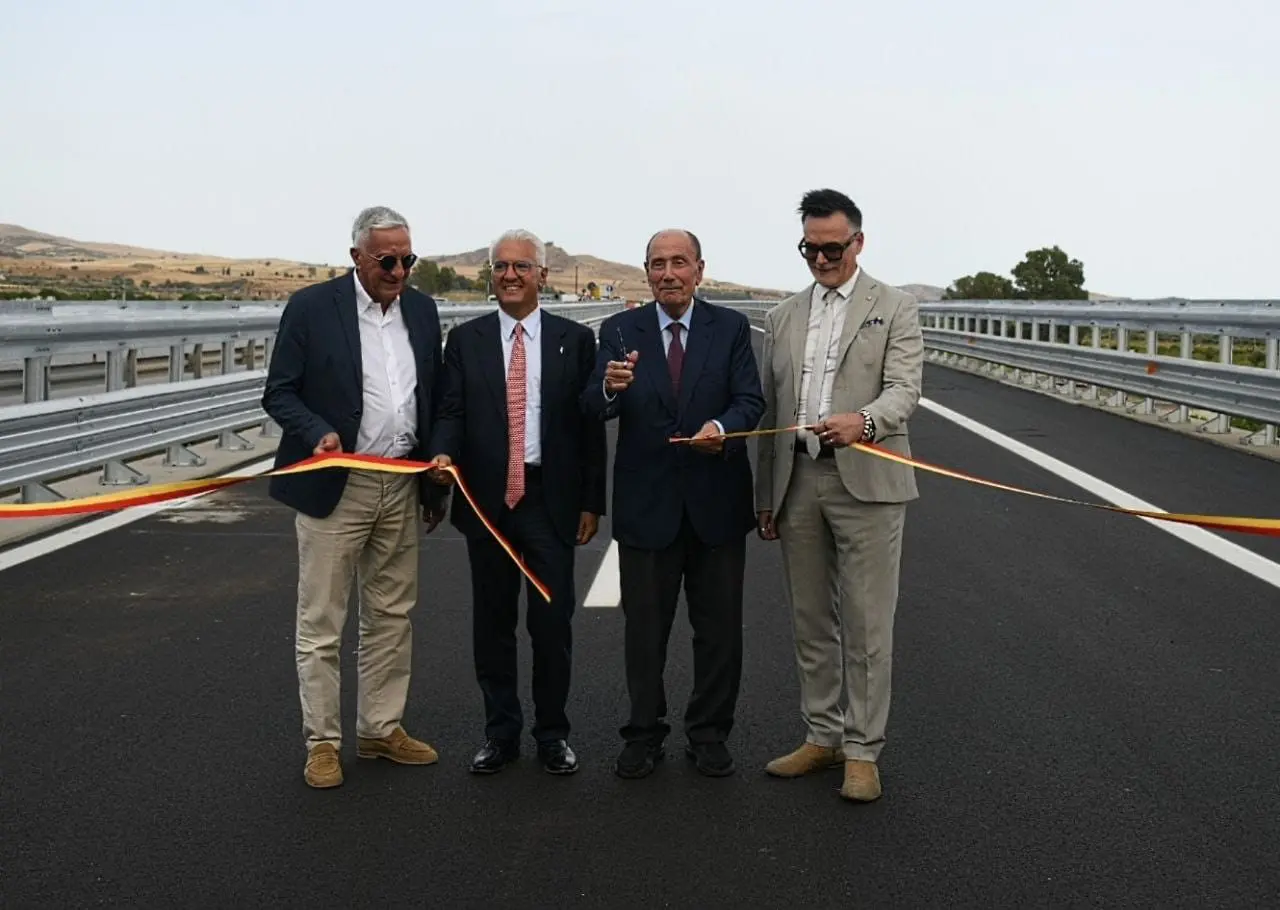 Aperti sull&rsquo;A19 il nuovo viadotto Alfio e la galleria Tremonzelli verso Catania. Schifani &ldquo;Manteniamo gli impegni&rdquo;