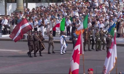 Francia, Mattarella a Parigi per la parata sugli Champs-&Eacute;lys&eacute;es