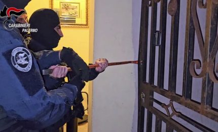 Attentati e intimidazioni ai commercianti, 15 fermi a Palermo