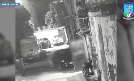 Mitra rubato in carcere a Catania e spaccio di droga, due arresti