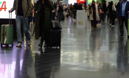 Il Parlamento UE approva la riforma dei diritti dei passeggeri aerei