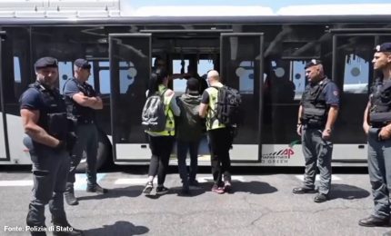 Contrasto a immigrazione clandestina, 32 cittadini nigeriani espulsi