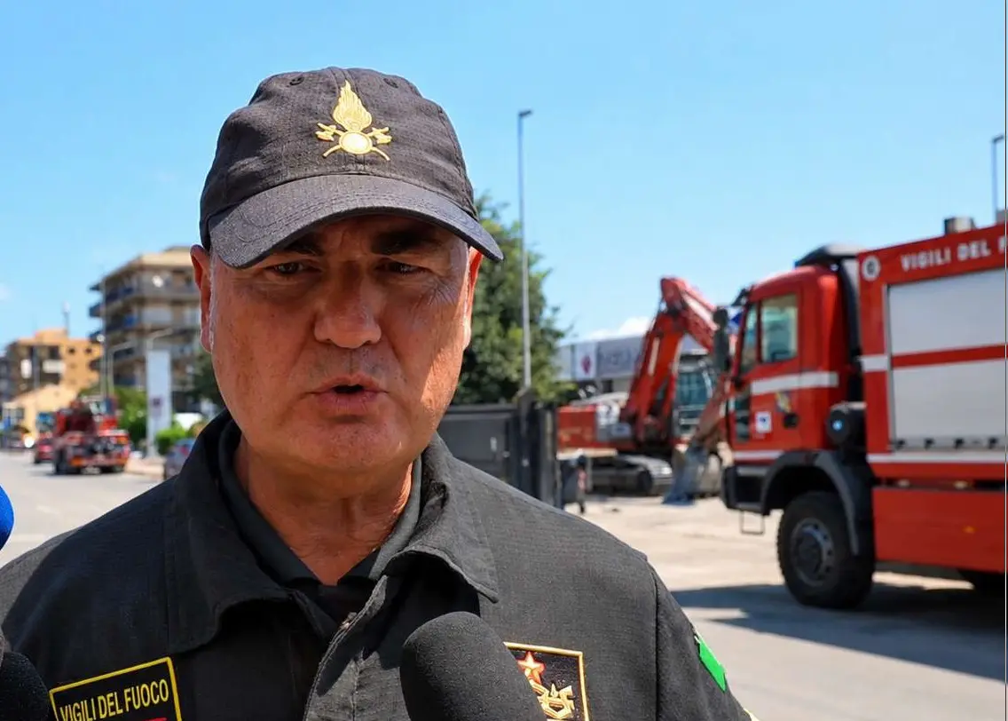 Crollo della palazzina a Messina, Burgio (Vigili del Fuoco): &ldquo;Ricerche fino all&rsquo;ultimo granello di materiale&rdquo;