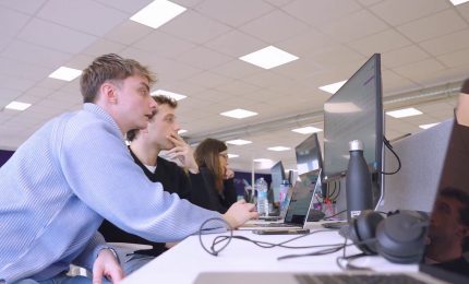 Lavoro, a giugno occupazione stabile