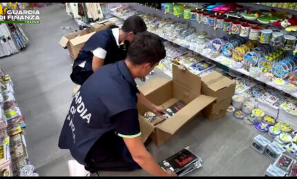 Trapani, sequestrati 17 mila articoli contraffatti a San Vito Lo Capo