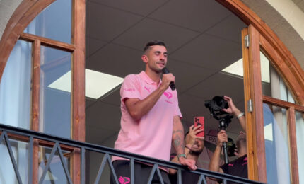 Perin accolto dai tifosi del Palermo al Barbera &ldquo;Vinciamo tutti insieme&rdquo;