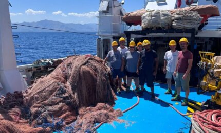 Recuperata una &ldquo;rete fantasma&rdquo; di 4 tonnellate nelle acque del Tirreno Meridionale nel Palermitano