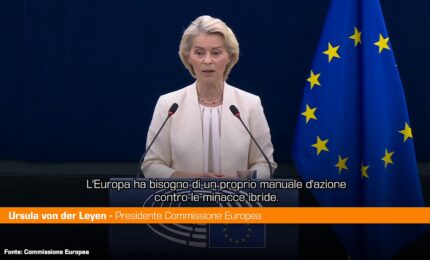 Difesa, von der Leyen "Serve un 'articolo 4' europeo come quello della Nato"