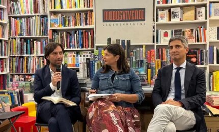 Carlo Calabr&ograve; presenta a Palermo il noir &ldquo;Sangue e cemento&rdquo; / Video