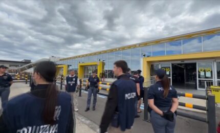 Contrasto a immigrazione irregolare, espulsi e rimpatriati 19 cittadini egiziani