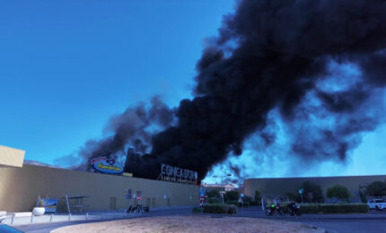 Incendio al centro commerciale Conca d'Oro di Palermo