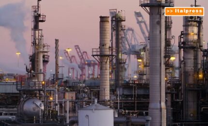 Con caro-energia cresce l'inflazione e si riducono consumi e Pil