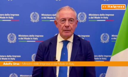 Electrolux, Urso "Tutti gli stabilimenti sono salvi, nessuno sar&agrave; licenziato"