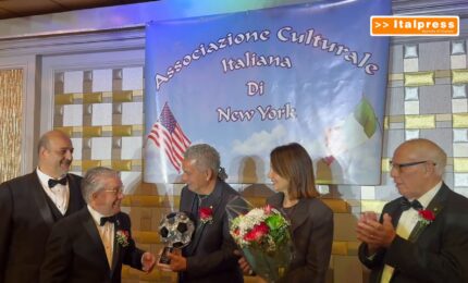 Baggio premiato a New York come miglior giocatore italiano di sempre